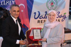 23 SEVİM TÜRKER PLAKET TAKTİM