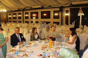 36 BAŞKAN KONUK MASADA